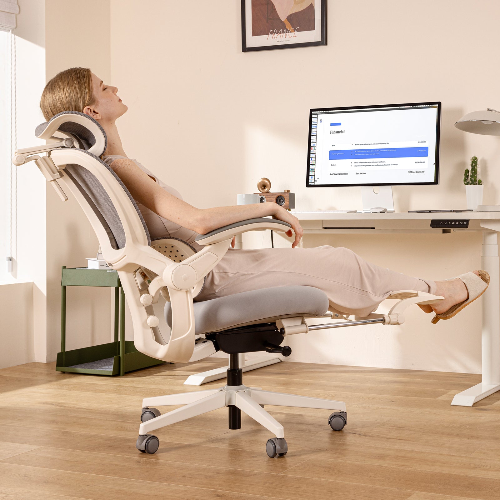 (Pre-Order) Hinomi Q2 Ergonomic Office Chair with Free Footrest
