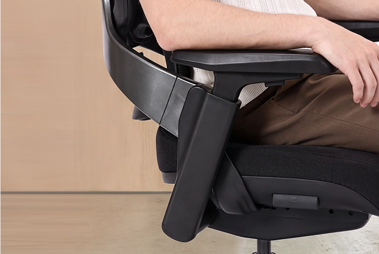4D armrests